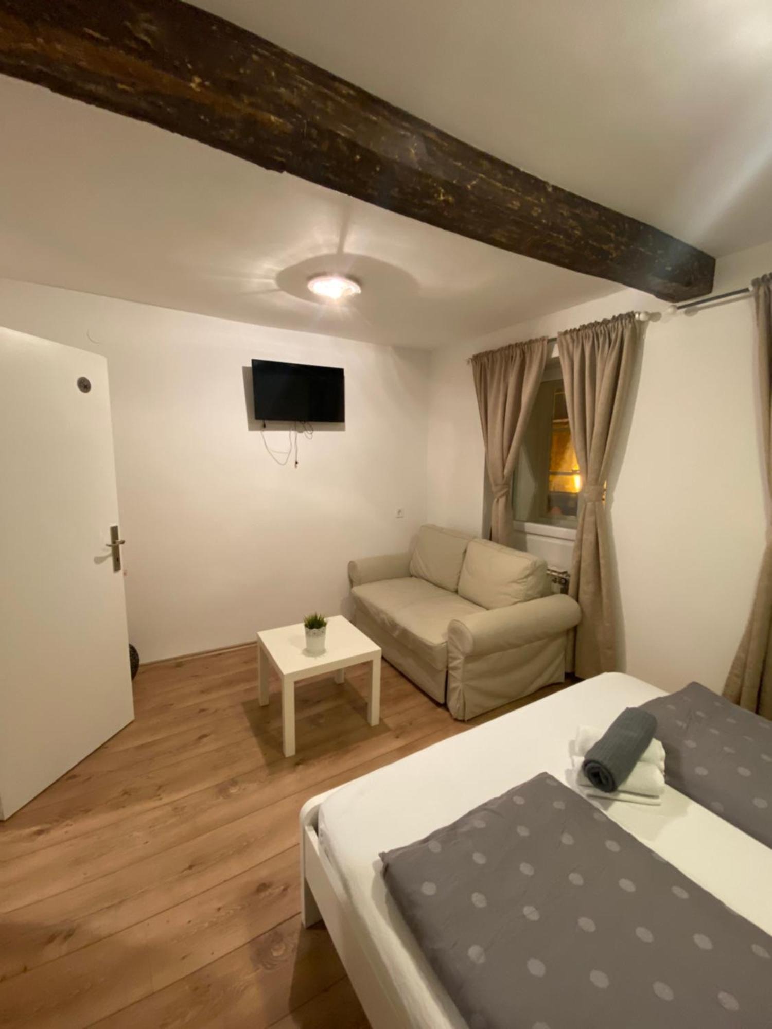 Nokturno Accomodation Zagreb Ngoại thất bức ảnh